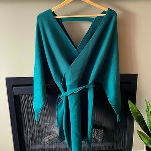NWOT Green Batwing Sweater Dress